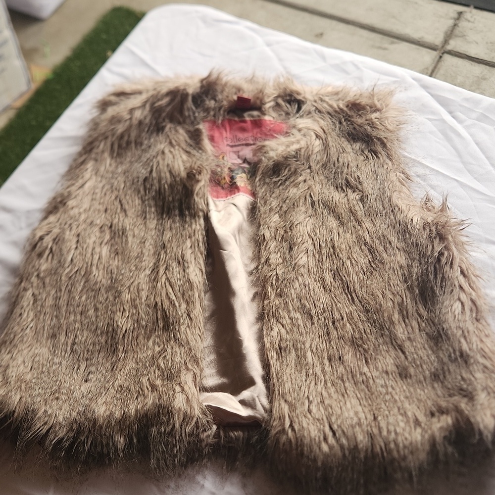 Bernardo Collection Furry Vest